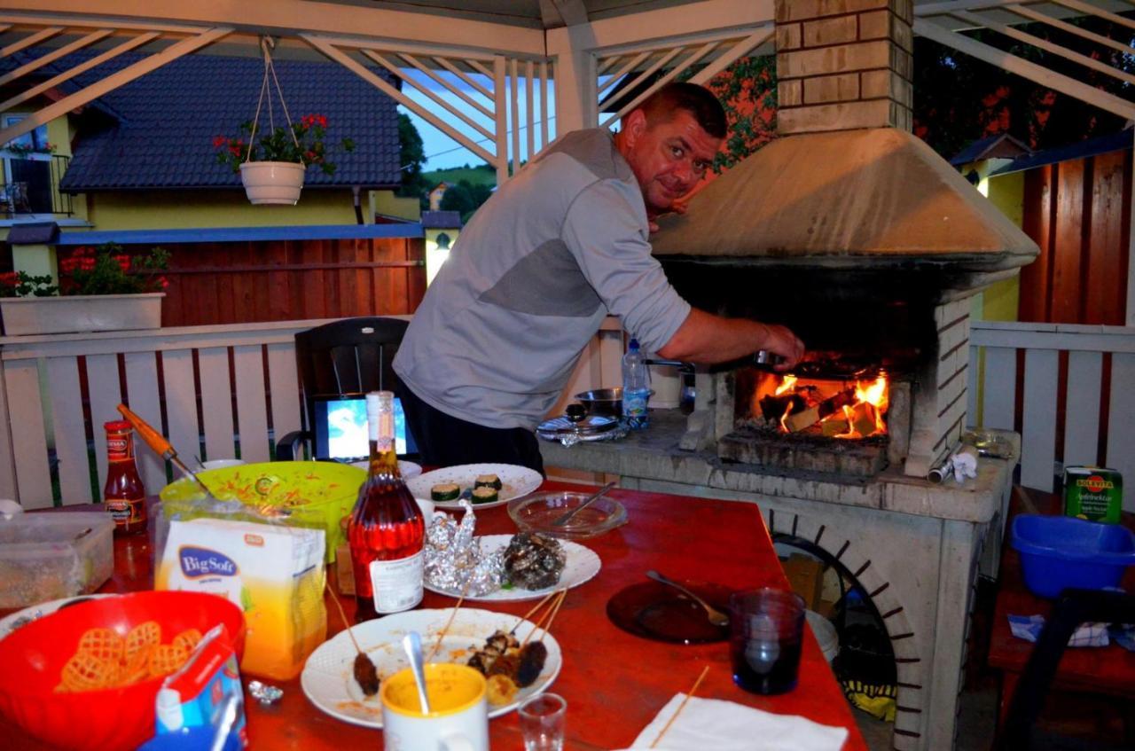 Apartmany Riviera A Chalupa Riviera Liptov, Bešeňová Kültér fotó