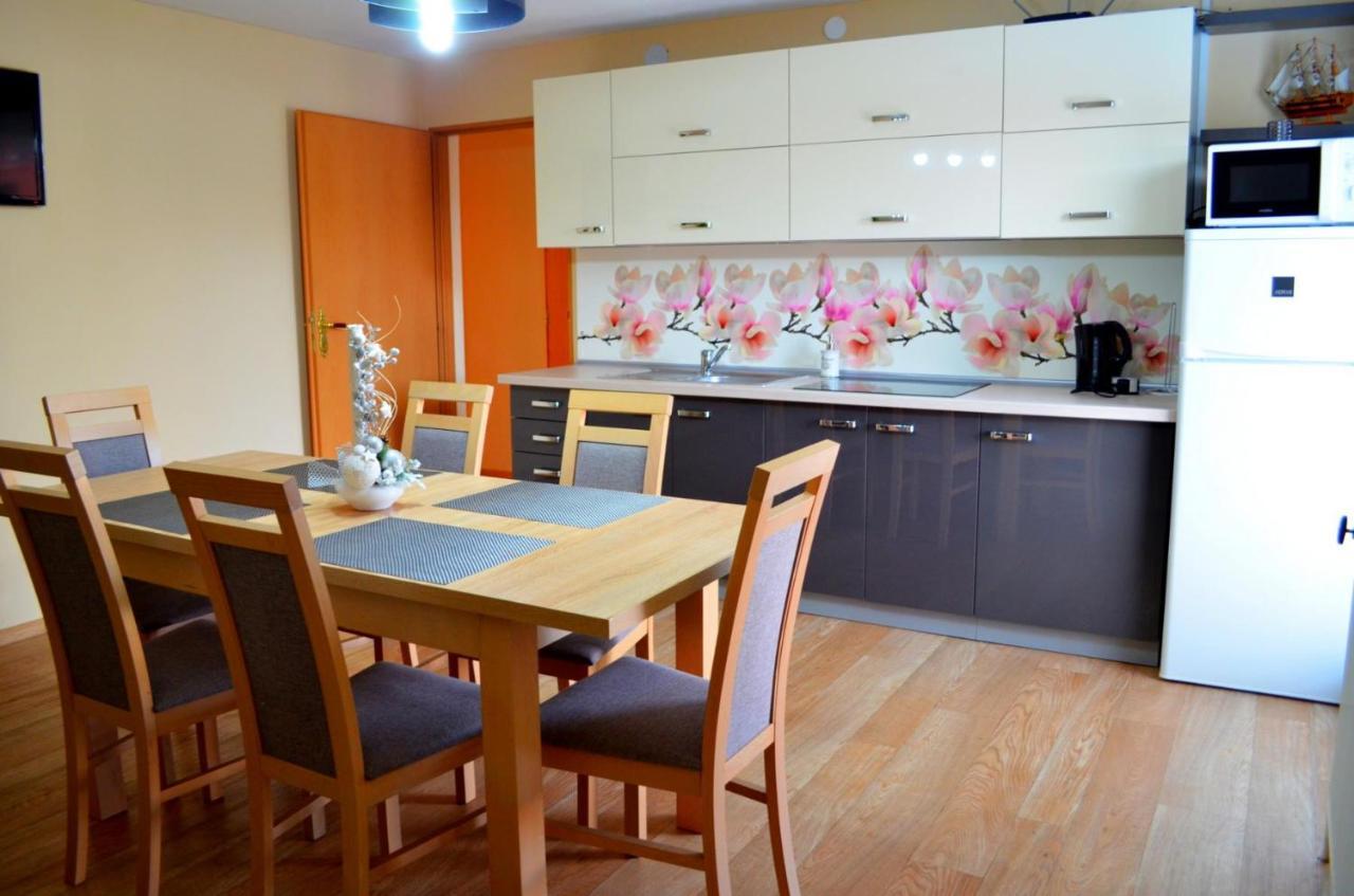 Apartmany Riviera A Chalupa Riviera Liptov, Bešeňová Kültér fotó
