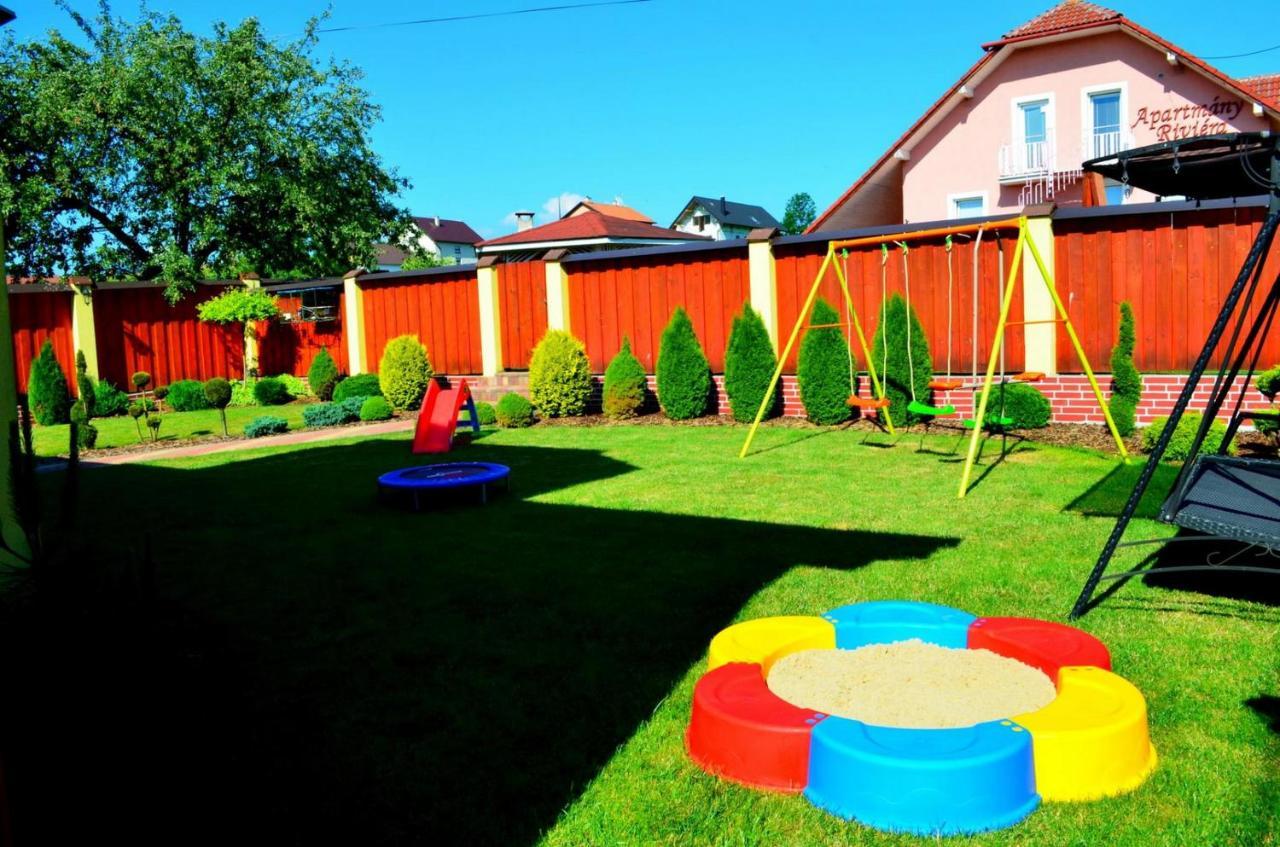 Apartmany Riviera A Chalupa Riviera Liptov, Bešeňová Kültér fotó