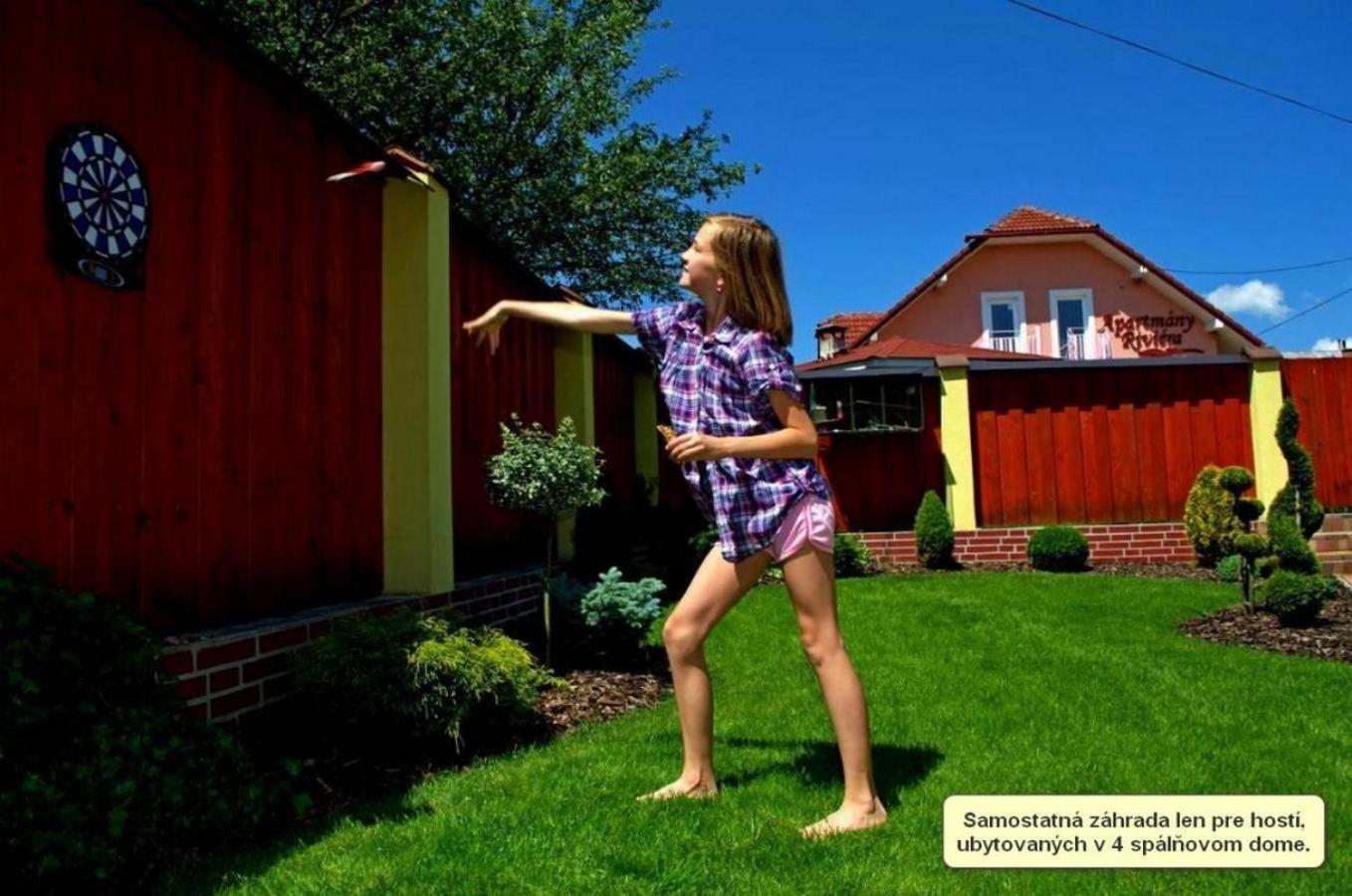 Apartmany Riviera A Chalupa Riviera Liptov, Bešeňová Kültér fotó